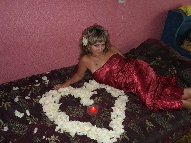 Сексуальные дамочки фотографируются голышом при удобном случае 3 фото